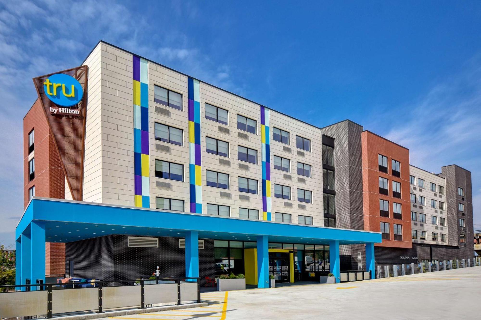 Tru By Hilton Manchester Downtown Exterior foto